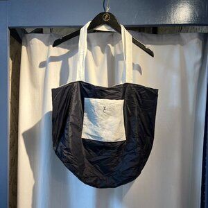 Borsa Linen Tote in Navy/Latte by YC Milano